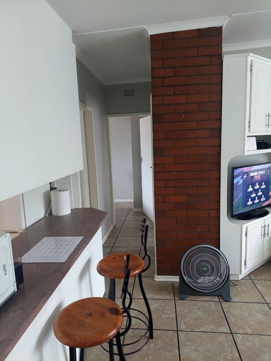 To Let 2 Bedroom Property for Rent in Die Bult North West